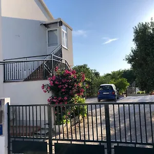 Appartement Mira, Trogir